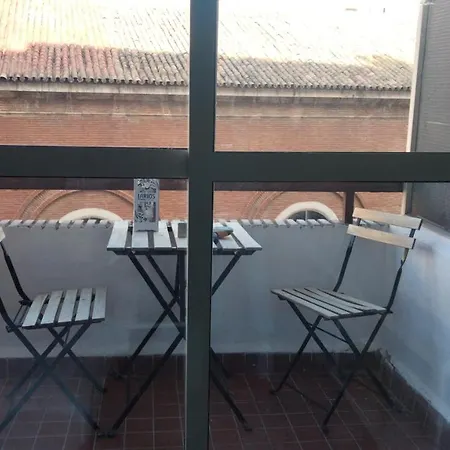 Triana Luck Appartement *